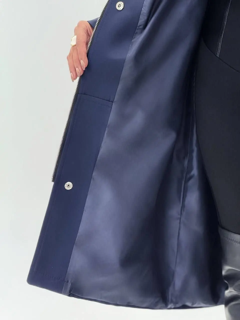 3525-بارونی آستردار دلورا